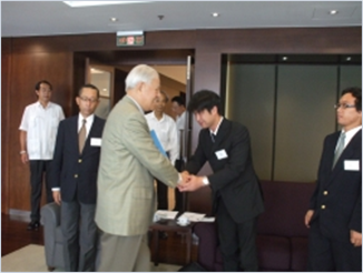 台湾綜合研究院で李登輝元総統と会見、講話を承る