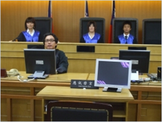 台湾高等法院を見学