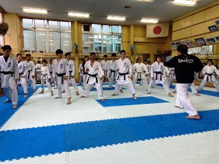 マルタ共和国の空手選手たちを受け入れました。